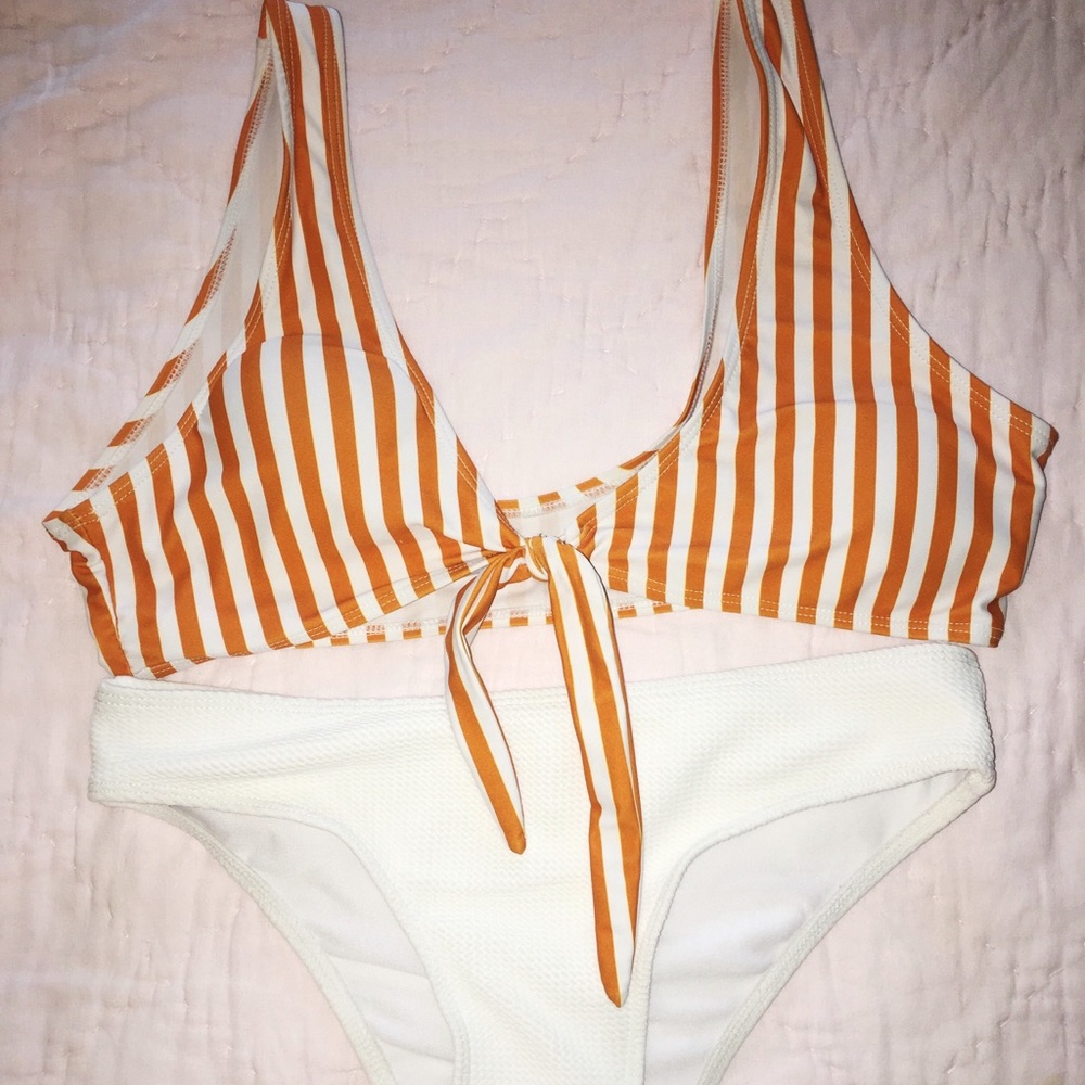 Orange & White bikini set!